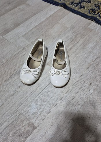 Kız Çocuk Beyaz Fiyonklu Babet Ayakkabı - Görsel 2