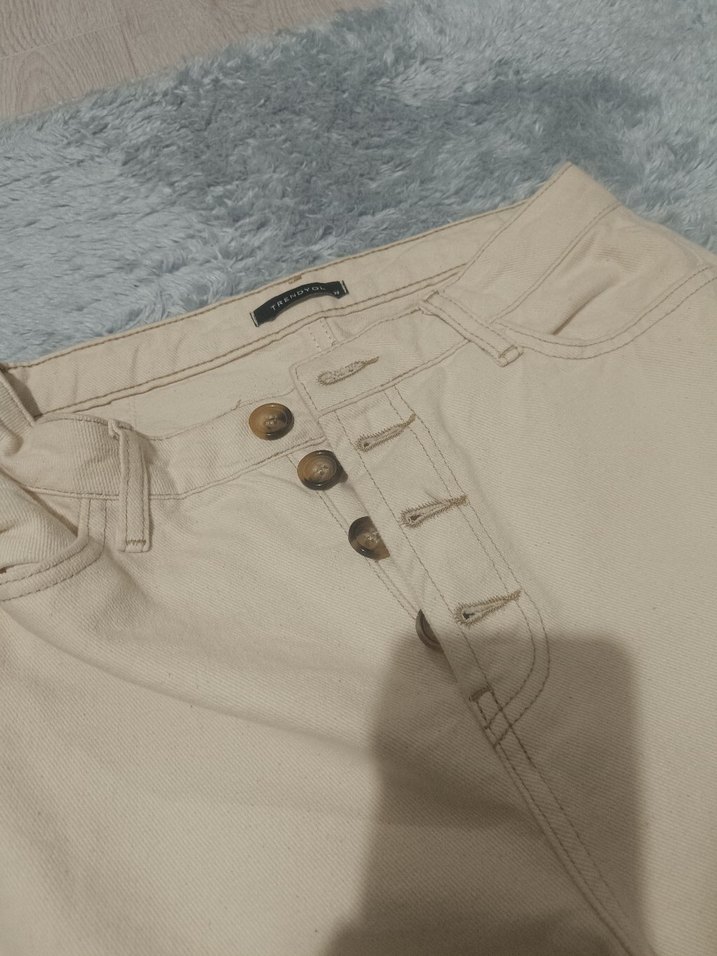 Düğmeli Bej Kadın Pantolon - Görsel 4