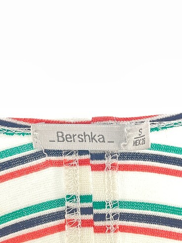 s Beden çeşitli Renk Bershka Uzun Elbise %70 İndirimli.