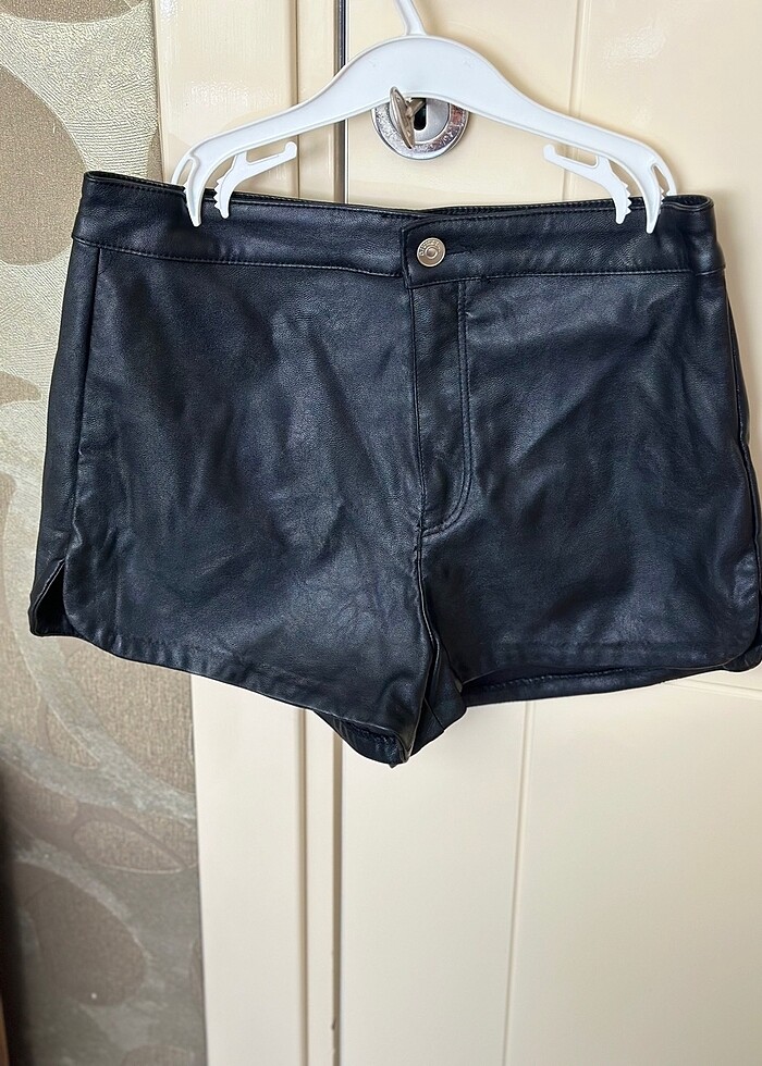 H&m deri şort - Görsel 2