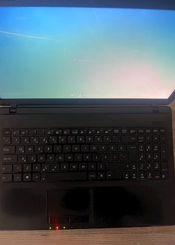 Temiz durumda ASUS X54C Laptop - Görsel 9