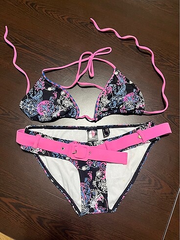 Protest bikini takımı