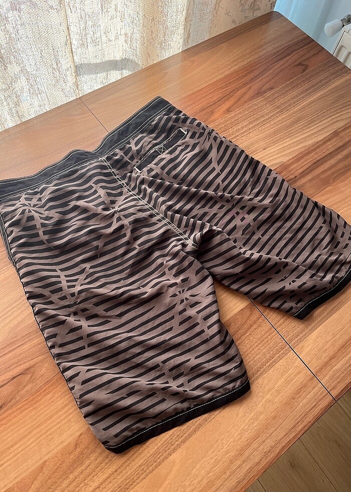 LC Waikiki deniz şortu - Görsel 4