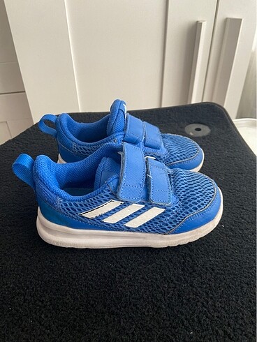 Adidas cocuk ayakkabi 25.5 no