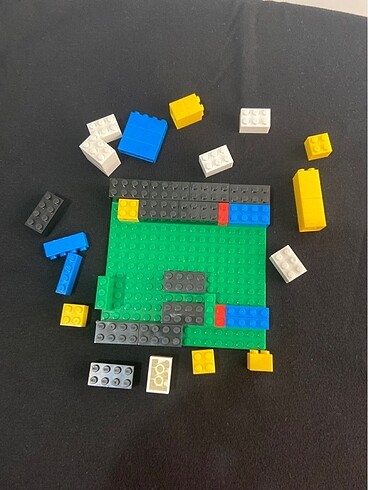 Lego benzeri oyuncak