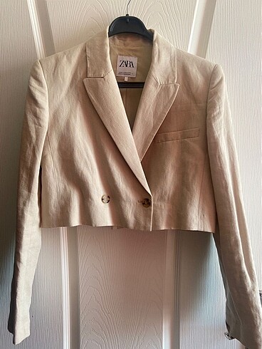 zara crop blazer
