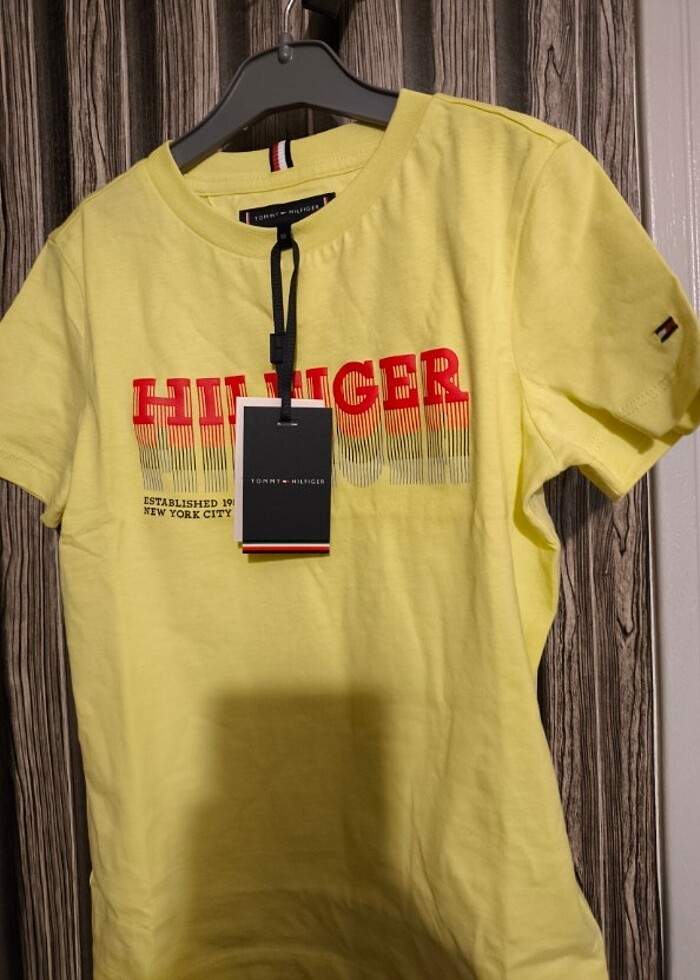 Tommy Hilfiger çocuk t-shirt  - Görsel 4