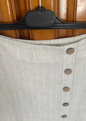 Pull and Bear Düğmeli Bej Keten Mini Etek