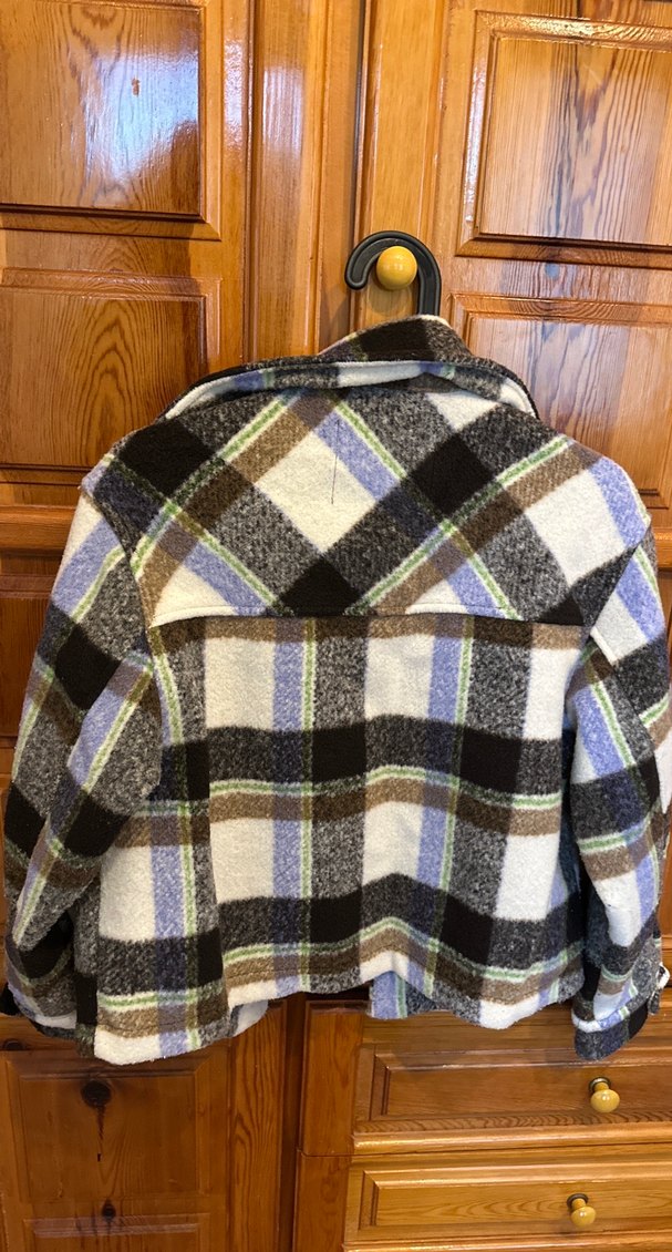 Düğmeli Kahverengi Ekoseli Kısa Kadın Ceket - Görsel 3