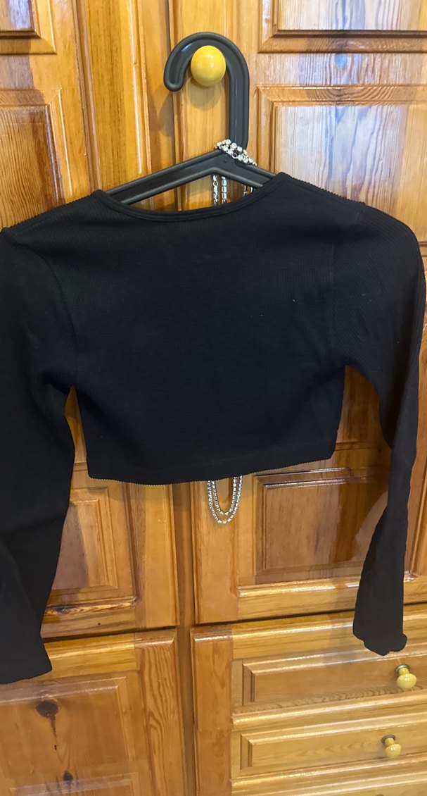 Zincir Detaylı Siyah Kadın Bluz - Görsel 4