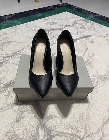 Hotiç Stiletto