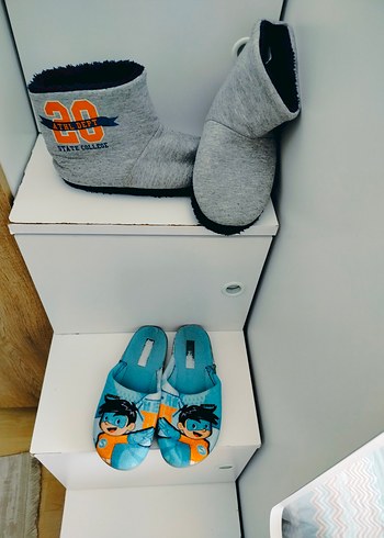 LC Waikiki Gri Erkek Çocuk Ev Botu 34-35 Numara