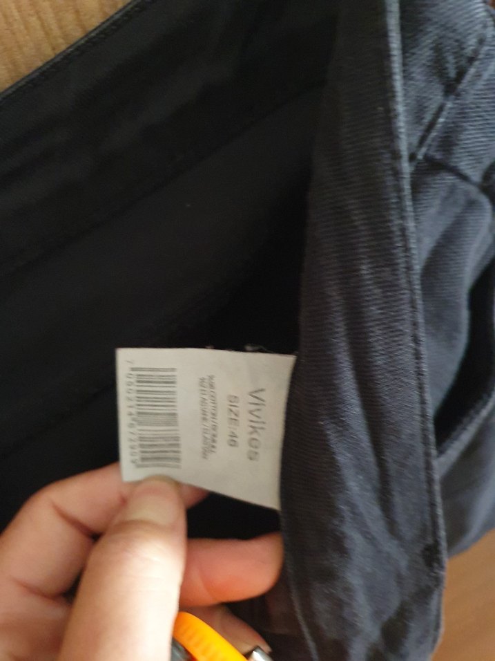 Siyah Kadın Şortu - Görsel 3