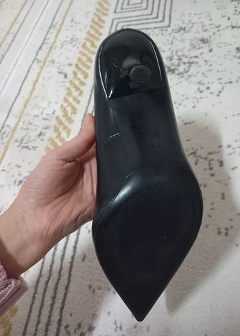 Klasik Siyah Deri Stiletto Topuklu Kadın Ayakkabı - Görsel 4