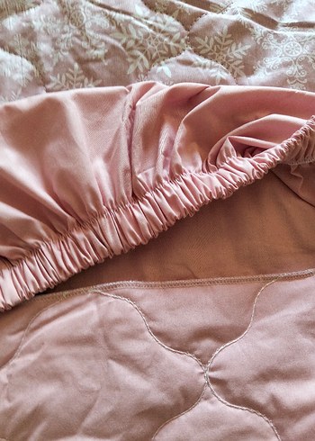 KAPİTONE ..ÇİFT KİŞİLİK LASTİKLİ ÇARŞAF TAKIMI 160*200 - Görsel 9