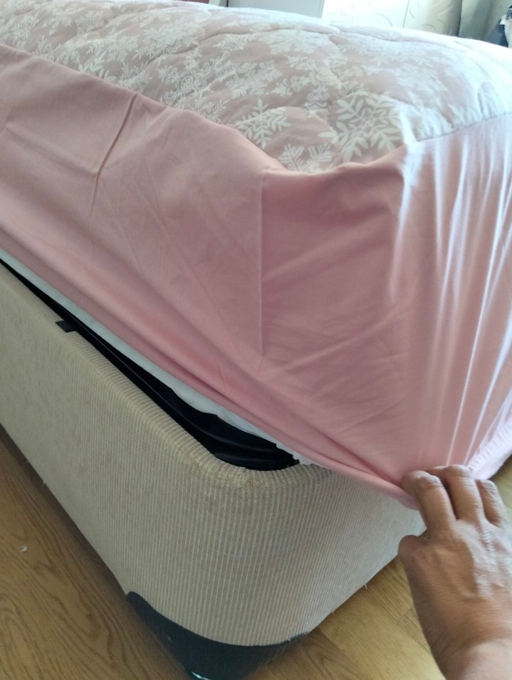 KAPİTONE ..ÇİFT KİŞİLİK LASTİKLİ ÇARŞAF TAKIMI 160*200 - Görsel 3