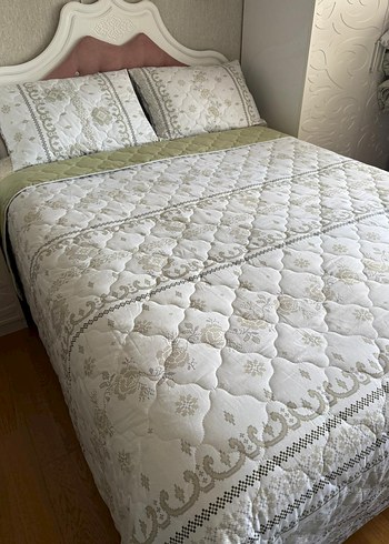 KAPİTONE..2 Kırlent 1 yatak örtüsü..240 *260 ölçülerinde - Görsel 6