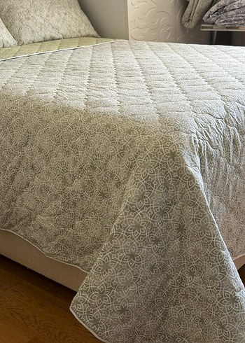 KAPİTONE..2 Kırlent 1 yatak örtüsü..240 *260 ölçülerinde - Görsel 13