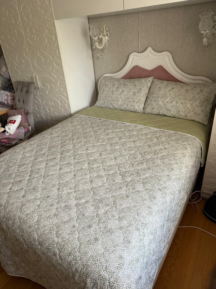 KAPİTONE..2 Kırlent 1 yatak örtüsü..240 *260 ölçülerinde - Görsel 5