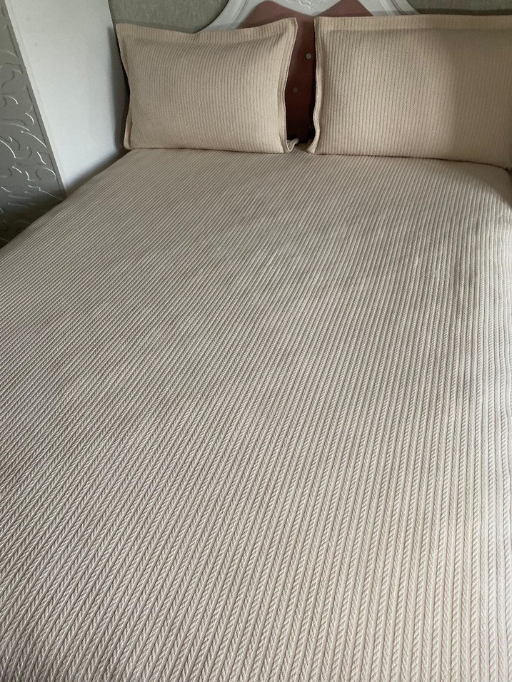 bej renk 240*260 Örgü Desenli Yatak Örtüsü - Görsel 2