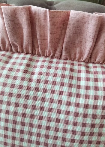 BONCUK ELYAF DOLGULU...Pembe Kareli Fırfırlı Yuvarlak Yastık - Görsel 12