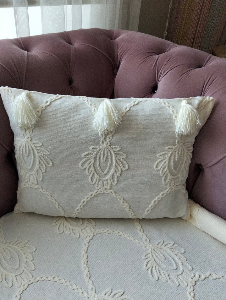 Nakışlı krem renk koltuk Örtüsü - Görsel 2