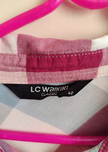 LC Waikiki Düğmeli, Uzun Kollu, Renkli Ekose Kadın Gömlek