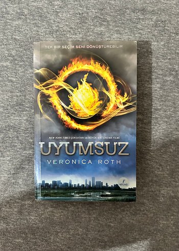 Uyumsuz - Veronica Roth Roman