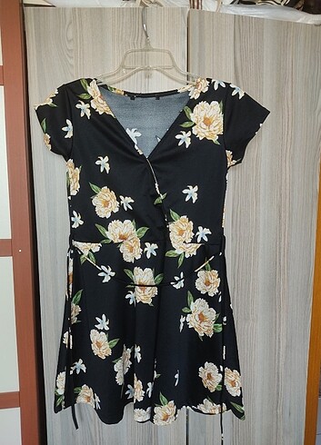 Butik ürünü mini elbise