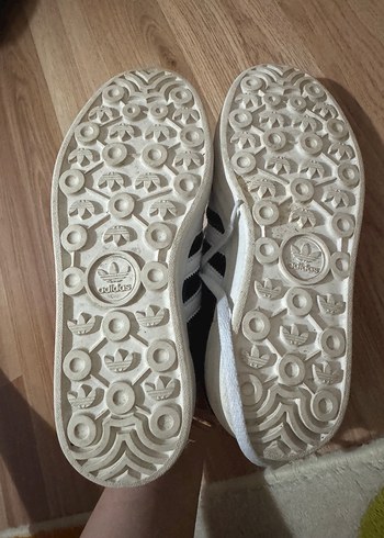 37 Beden çeşitli Renk Adidas gazelle bold