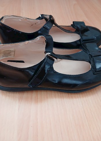 Kız Çocuk Siyah Rugan Tokalı Babet - Görsel 3