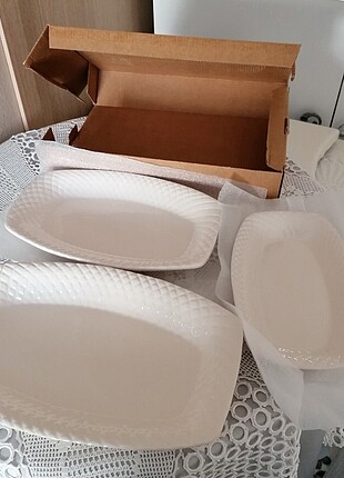 Beden beyaz Renk 3lü dikdörtgen salata tabağı seramik sıfır kutulu