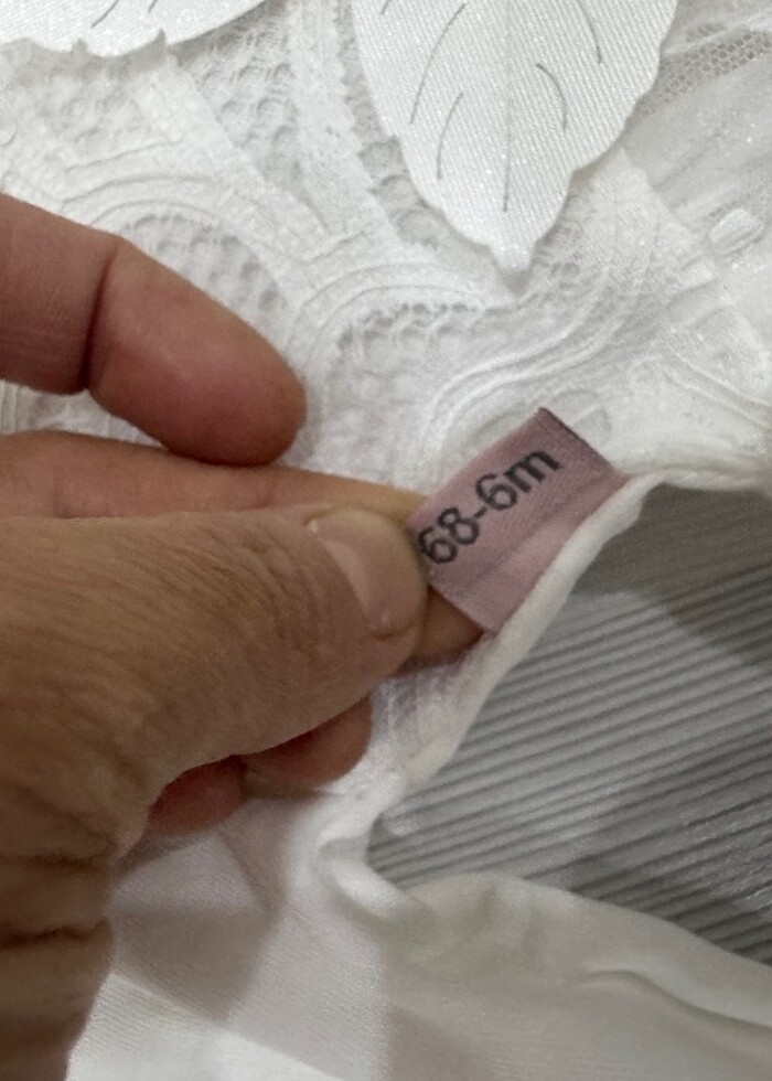 Kız bebek elbise 6 ay için uygun sıfır etiketli ürün yeni - Görsel 4