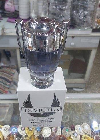 Invictus Parfüm - Erkek, Parlak Beyaz Şişe