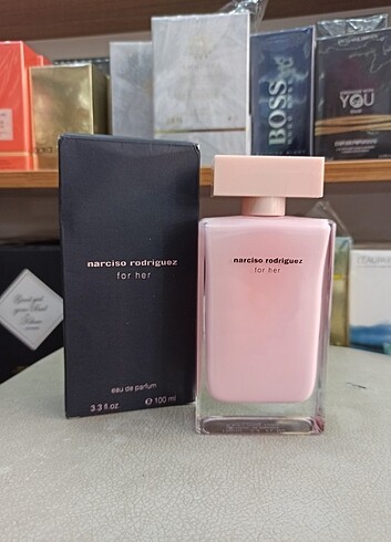 Narciso for her 