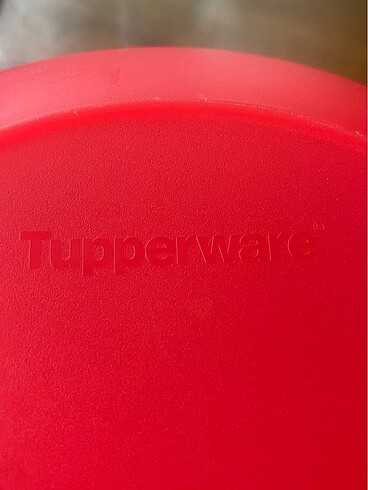  Beden kırmızı Renk Tupperware 7,5 lt büyük