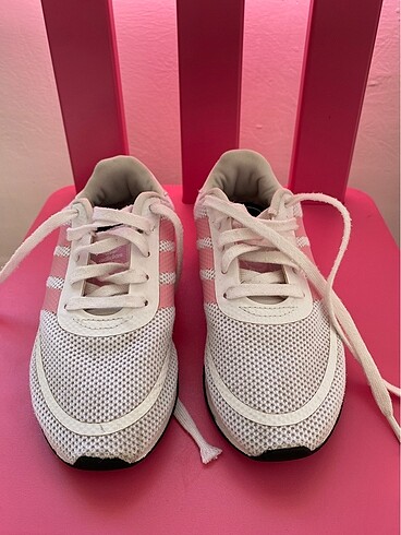 Adidas ayakkabı