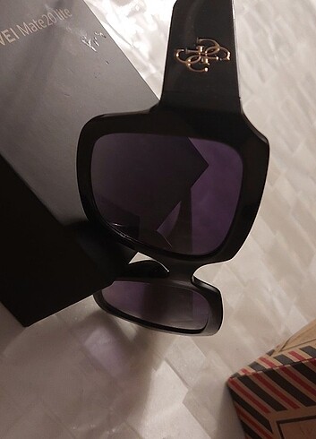 Guess Guess GU7681 01B 54 Kadın Güneş Gözlüğü