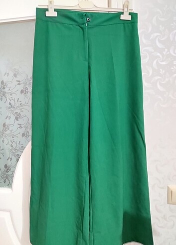 40 Beden yeşil Renk Pantolon 