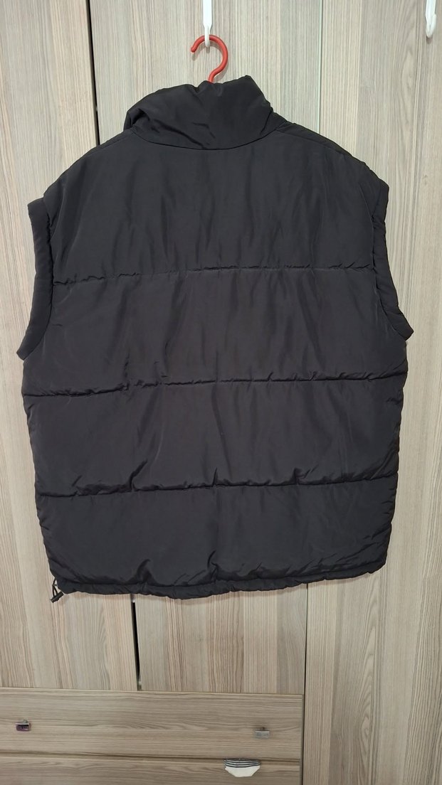 Siyah Fermuarlı Kadın Şişme Yelek - Görsel 3