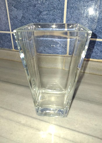 Şeffaf Kare cam vazo - Görsel 2