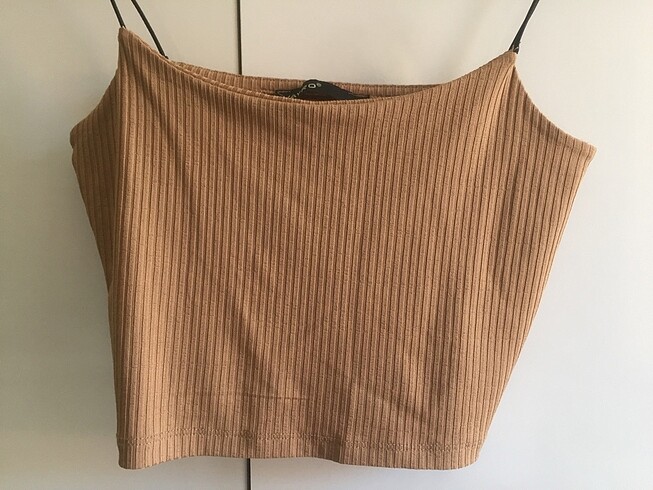 s Beden Siyah İp Askılı Taba Crop
