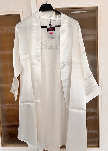 Taş İşlemeli Beyaz Midi Bride Sabahlık - Görsel 2