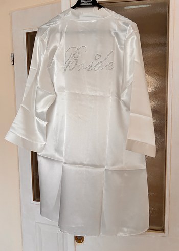 Taş İşlemeli Beyaz Midi Bride Sabahlık - Görsel 3