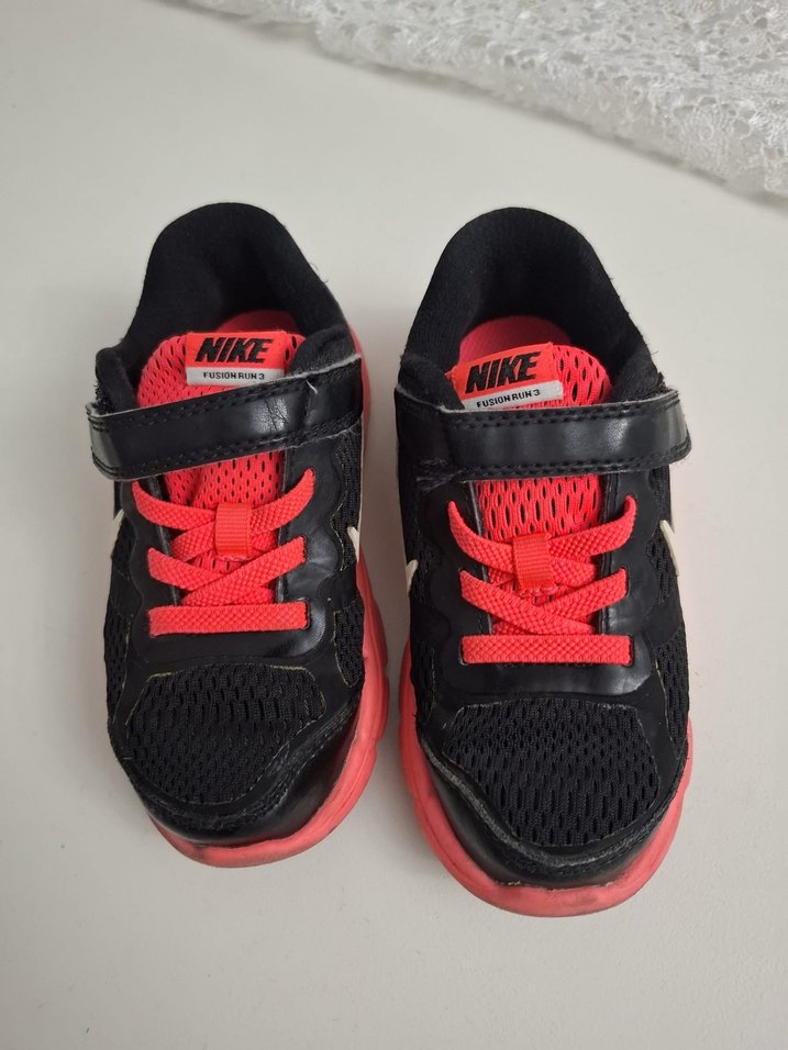 Kız Çocuk Nike Spor Ayakkabı - Görsel 3