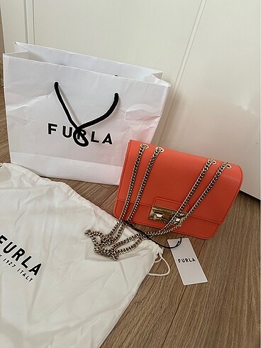 Furla çanta