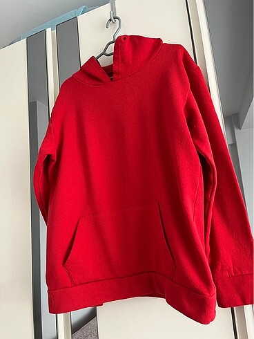 Kırmızı Sweatshirt Kapüşonlu M Beden
