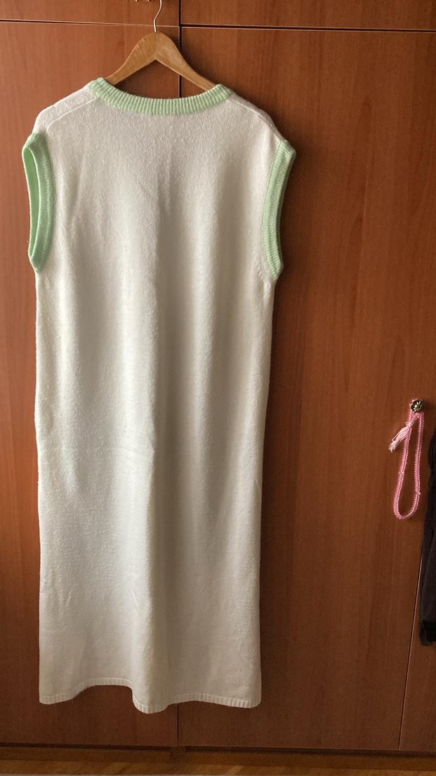 V Yaka Bej Yeşil renklerde  Triko Midi Elbise Süveter - Görsel 3