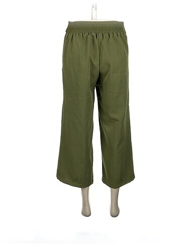 m Beden PreLoved Kumaş Pantolon %70 İndirimli.