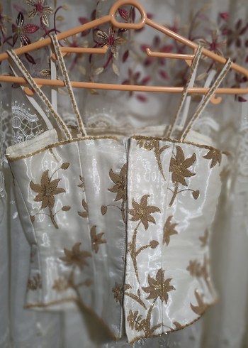 Dantel İşlemeli Straplez Beyaz Uzun Abiye - Görsel 2